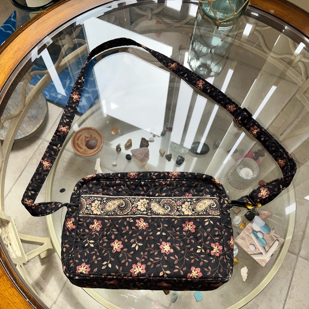 VINTAGE ❤️VERA BRADLEY❤️ Cross Body Bag Black/Red - Picture 5 of 10